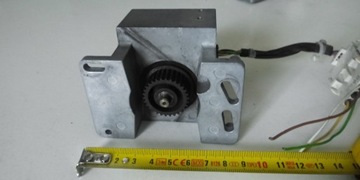 Шаговый двигатель 4H5618S3808 Nanotec 200 шагов