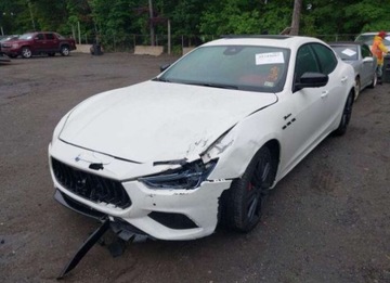 Maserati Ghibli III 2022 Maserati Ghibli 2022, 3.0L, 4x4, MODENA, od ubezpieczalni 3.0 Benzyna 424KM, zdjęcie 8
