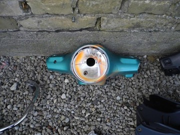 PIAGGIO VESPA LX 50 – 125 OWIEWKA LAMPY PRZÓD