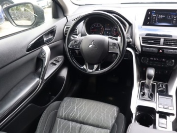 Mitsubishi Eclipse Cross SUV 1.5 T 163KM 2018 Mitsubishi Eclipse Cross 1.5 T-MIVEC, zdjęcie 6