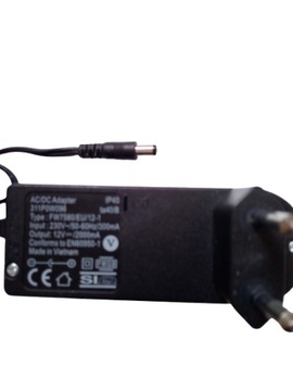 ZASILACZ 12V 2000mA MODEL ZL-0244001L20200EU01