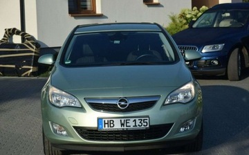 Opel Astra J Hatchback 5d 1.4 Turbo ECOTEC 140KM 2011 Opel Astra 1.4B Klima Navi DVD 2 Kpl Kol Sprowadzony Oplacony 1.4, zdjęcie 1