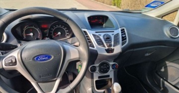 Ford Fiesta VII Hatchback 5d 1.25 Duratec 60KM 2012 Ford Fiesta Ford Fiesta 1.25 Ambiente 1.2 Benzyna 60KM, zdjęcie 10