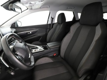 Peugeot 3008 II Crossover 1.2 PureTech 130KM 2020 Peugeot 3008 automat virtual cocpit navi czujniki, zdjęcie 12