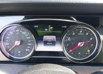 Mercedes Klasa E W213 Cabrio 2.0 300 245KM 2017 Mercedes-Benz Klasa E MERCEDES-BENZ E 300 2.0 Benzyna 244KM, zdjęcie 10