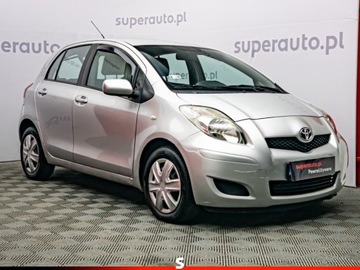 Toyota Yaris II Hatchback 5d 1.4 D-4D 90KM 2009 TOYOTA Yaris 1.4 D-4D Hatchback 90KM 2009, zdjęcie 2