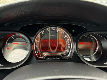 Citroen C5 III Sedan 2.0 HDi FAP 140KM 2010 Citroen C5 2.0D Climatronic PDC Gwarancja, zdjęcie 17