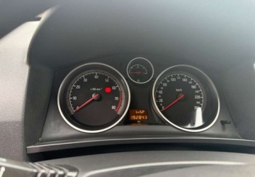 Opel Zafira B 1.8 ECOTEC 140KM 2008 Opel Zafira Opel Zafira 1.8 Family 1.8 Benzyna 140KM, zdjęcie 8