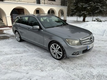 Mercedes Klasa C W204 Kombi T204 2.2 220CDI BlueEfficiency 170KM 2009 Mercedes C 220 2.2 CDI 170 KM Półskóry Duża