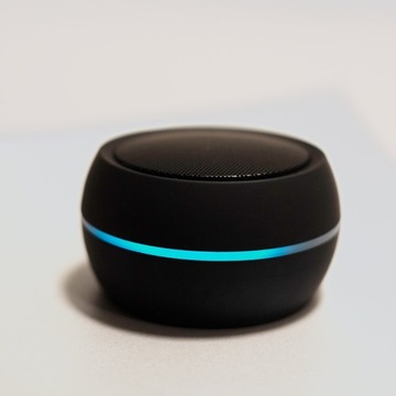 Портативная Bluetooth-колонка со светодиодной подсветкой