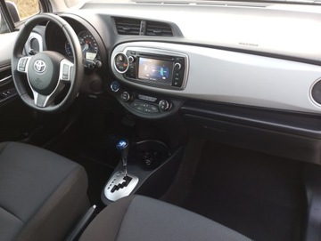 Toyota Yaris III Hatchback 5d Hybrid 100 74KM 2014 HYBRYDA-Alu-Automat-1.5, zdjęcie 29
