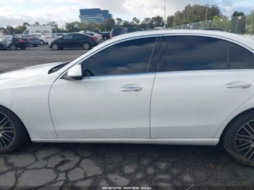 Mercedes Klasa C W206 2023 Mercedes-Benz Klasa C MERCEDES-BENZ C 300 SEDAN 2.0 Benzyna 255KM, zdjęcie 5