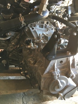 MANUÁLNÍ 6 ŘAZENÍ SKŘÍŇ TOYOTA AVENSIS T27 T29 1,8VVTI