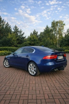 Jaguar XE Sedan 2.0 i4 180KM 2015 Jaguar XE Prestige Automat Xenon Ledy Navi, zdjęcie 5
