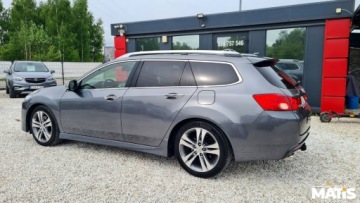 Honda Accord VIII Kombi 2.4 VTEC 201KM 2012 Honda Accord 2.4 TYPE S manual Lift xenony czujniki 100 bezwypadek 2.4, zdjęcie 14