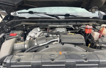  GMC Sierra K2500 Denali 2023 6.6l 6.6 Diesel 445KM, zdjęcie 4