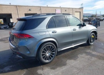 Mercedes GLE V167 2022 Mercedes-Benz GLE 2022, 2.0L, 4x4, od ubezpieczalni 2.0 Benzyna 255KM, zdjęcie 4