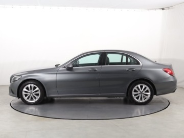 Mercedes Klasa C W205 Limuzyna 180 156KM 2018 Mercedes C C 180, Salon Polska, Serwis ASO, zdjęcie 2