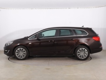 Opel Astra J Sports Tourer Facelifting 1.4 Turbo ECOTEC 120KM 2014 Opel Astra 1.4 T, Navi, Klima, Klimatronic, zdjęcie 2