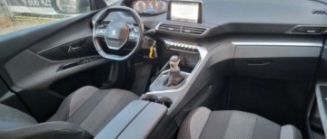 Peugeot 5008 II Crossover 1.2 PureTech 130KM 2019 Peugeot 5008 130 KM Nowy rozrzad bezwypadkowy serwisowany 7 miejsc oplacony, zdjęcie 14