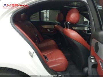 Mercedes Klasa C W205 2018 Mercedes-Benz Klasa C 2018 Mercedes-Benz C-Class C 300 Sedan 2.0 Benzyna, zdjęcie 11