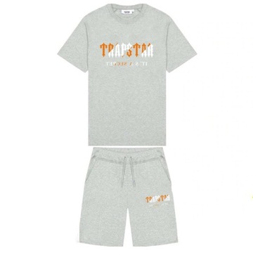 Modne dresy, koszulki sportowe, bluzy, spodenki