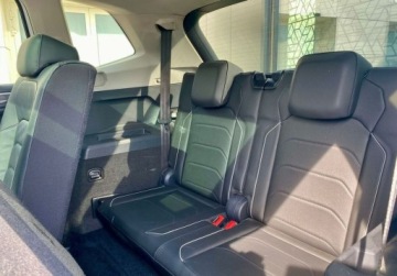 Volkswagen Tiguan II SUV 2.0 TDI BlueMotion Technology 240KM 2017 Volkswagen Tiguan Tiguan Highline DSG 7 os. Vat Marza Salon PL Bezwyp, zdjęcie 7