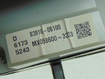 TOYOTA CAMRY 07-11 HODINY + RÁMEČEK POUZDRO