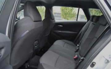 Toyota Corolla XII TS Kombi 1.2 Turbo D-4T 116KM 2019 Toyota Corolla GWARANCJA, 2019r, Niski przebieg, Dobre wyposazenie, Ladnie, zdjęcie 5