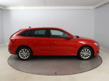 Skoda Scala Hatchback 1.0 TSI 115KM 2019 Skoda Scala 1.0 TSI, Salon Polska, Automat, Klima, zdjęcie 5