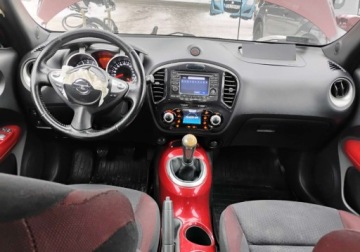 Nissan Juke I 2011 Nissan Juke 2011r, 1.6 Benzyna. Uszkodzony przod. Jezdzi. 1.6 Benzyna, zdjęcie 6