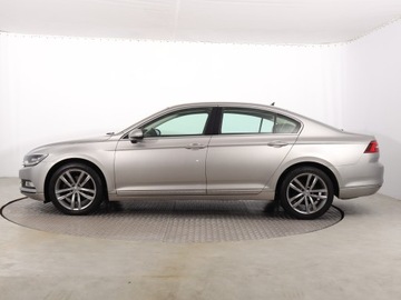 Volkswagen Passat B8 Limousine 1.8 TSI BlueMotion Technology 180KM 2016 VW Passat 1.8 TSI, Salon Polska, 1. Właściciel, zdjęcie 2