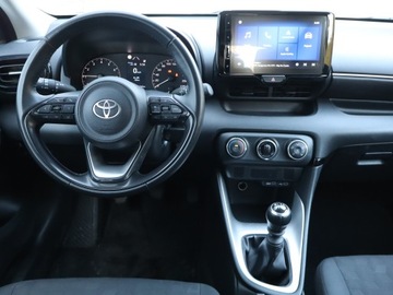 Toyota Yaris IV Hatchback 1.5 Dynamic Force 125KM 2024 Toyota Yaris 1.5 VVT-i, Salon Polska, zdjęcie 9