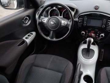 Nissan Juke I SUV Facelifting 1.6i 117KM 2015 Nissan Juke 1.6 i, Automat, Navi, Klima, zdjęcie 6