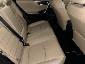 Toyota RAV4 V SUV Facelifting 2.5 Hybrid Dynamic Force 222KM 2025 Executive 2.5 Hybrid AWD 222KM | Podgrzewane fotele!, zdjęcie 10