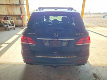 Mercedes GLE W166/C292 2017 Mercedes-Benz GLE 43 Amg 2017 3.0 Benzyna 362KM, zdjęcie 2