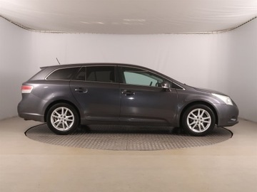 Toyota Avensis III Wagon 2.0 D-4D 126KM 2010 Toyota Avensis 2.0 D-4D, Klima, Klimatronic, zdjęcie 5