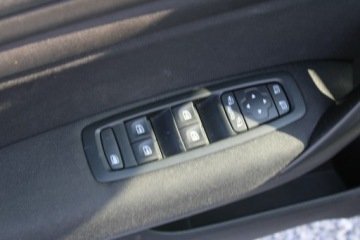 Renault Megane IV Hatchback 5d  Facelifting 1.3 TCe 115KM 2020 Renault Megane 1,3 Business, zdjęcie 14