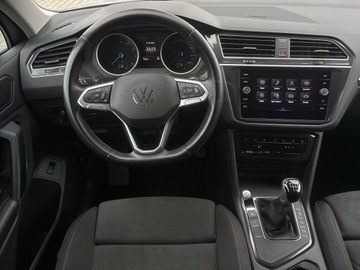 Volkswagen Tiguan II SUV Facelifting 1.5 TSI 150KM 2021 Volkswagen Tiguan 1.5TSI 150KM Life (Salon PL, 1 w, zdjęcie 14