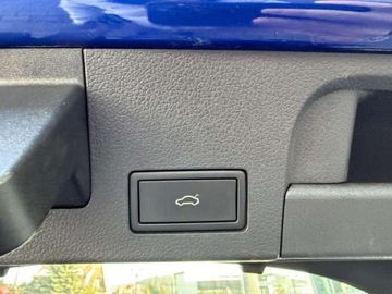 Volkswagen Arteon Fastback Facelifting 2.0 TSI 190KM 2022 Volkswagen Arteon 2.0TSI 190KM R-Line DSG Kamera ACC Keyless NiskiPrzebieg, zdjęcie 32