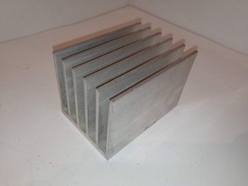 Radiator aluminiowy 108x75x76mm