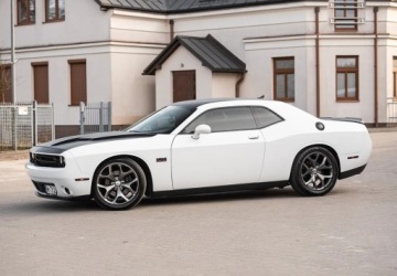 Dodge Challenger III 2016 Dodge Challenger 5.7HEMI 372KM RT Super Track Pack Navi Camera 20 Performa, zdjęcie 5