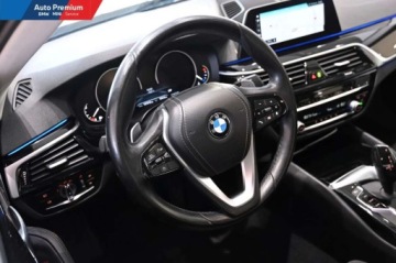 BMW Seria 5 G30-G31 Limuzyna 520i 184KM 2020 BMW Seria 5 520iFV23LED Fog lightsFotel SportowySport Line 2.0 Benzyna, zdjęcie 6