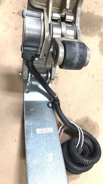 Педаль Williams Controls 19207SOCN12422047 MFR-11331 120206-240048