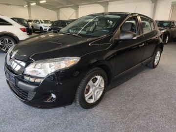 Renault Clio III Grandtour Phase II 1.2 TCe 16v 100KM 2011 Renault Megane TOMTOM Edycja, 1.6 Benzyna, zdjęcie 1