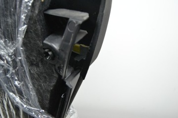 Audi Q7 4M Обшивка задней правой двери