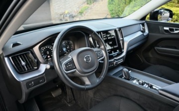 Volvo XC60 II 2021 Volvo XC 60 2,0 D D4 190 KM Geatronic FULL LED Klimatronic Kamera 2.0 197KM, zdjęcie 26