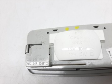 AUDI A8 D5 LAMPA POLSTROVÁNÍ 4N0947135CF
