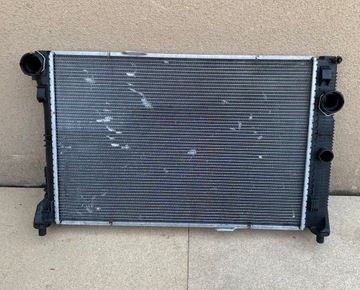 CHŁODNICA WODY MERCEDES C-KLASA A2045003703