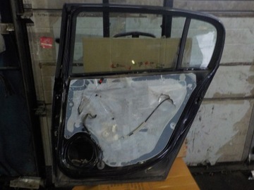 ДВЕРЬ ЗАДНЯЯ ПРАВАЯ OPEL SIGNUM